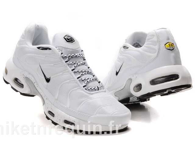 air tn blanc vamp et la marque noire (2)